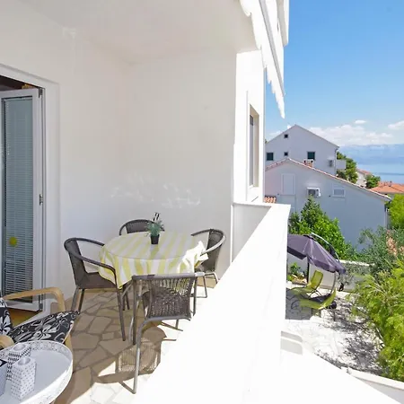 Silva Apartment Sutivan