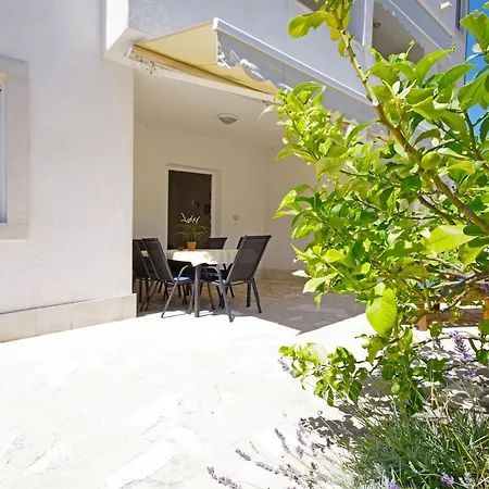 Silva Apartment *