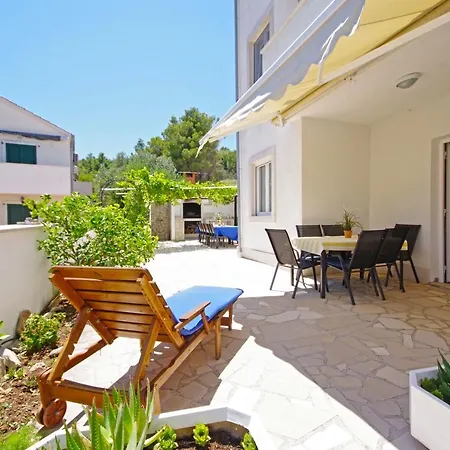 Silva Apartment Sutivan