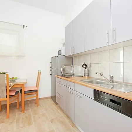 Apartment Silva Sutivan